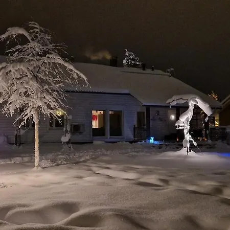 Romantic House With An Outdoor Jacuzzi * Rovaniemi