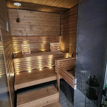 Romantic House With An Outdoor Jacuzzi * Rovaniemi